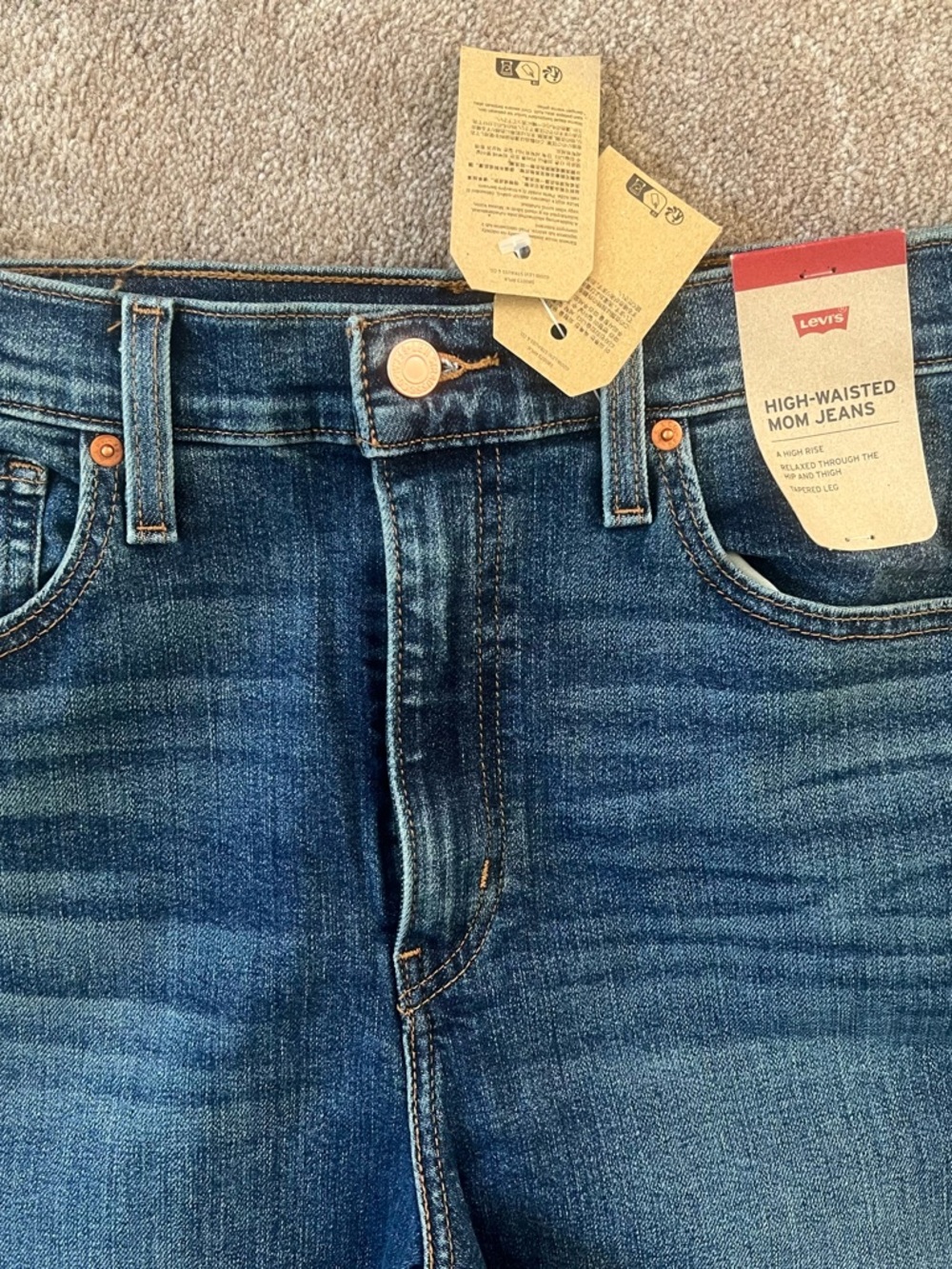 Levi's High-Waisted Mom Jeans - Dark Blue Denim